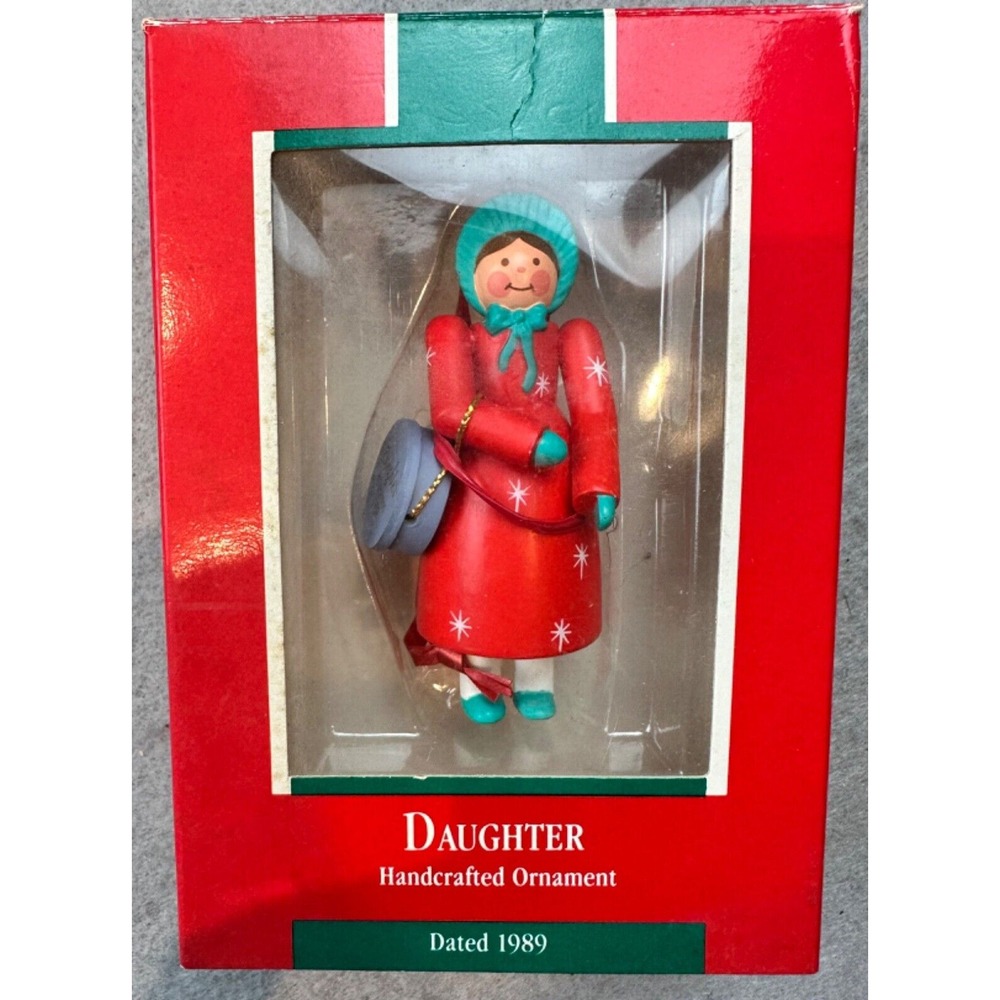 Vintage Hallmark Keepsake‎ Christmas Ornament Daughter 1989 Girl Bonnet